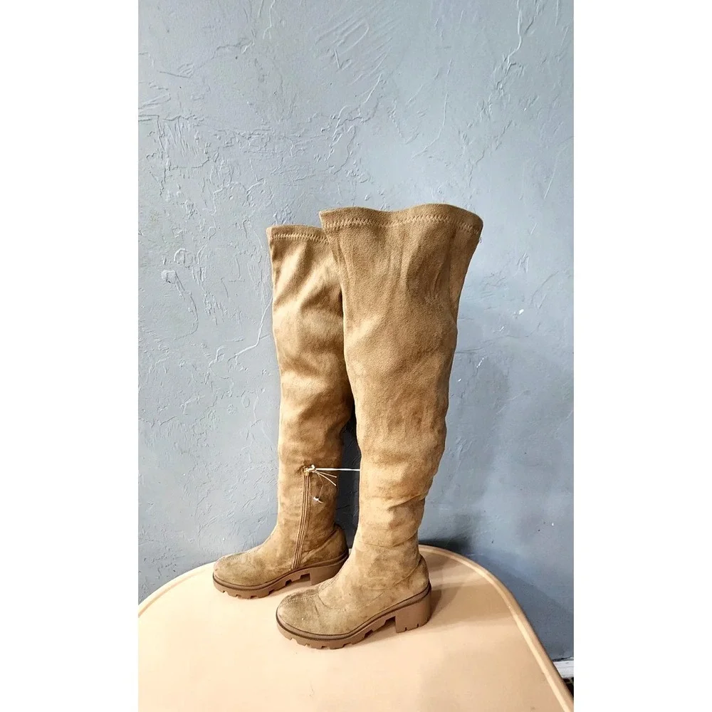 Wild Diva Lounge Women's Over‎ The Knee Lug Sole Tan boots Size 6.5 Faux Suede
